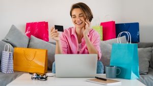 چگونه آنلاین شاپ لباس بزنیم؟
